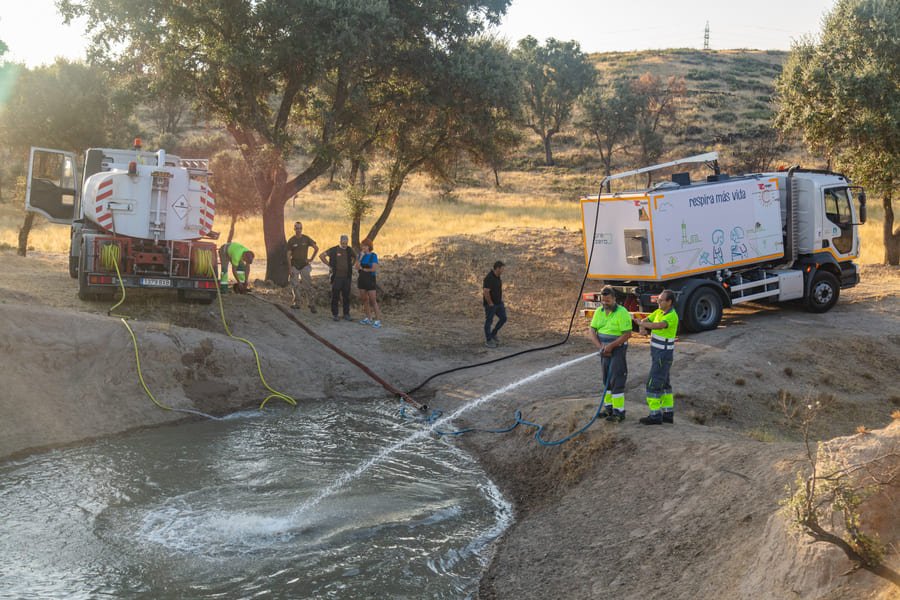 Tres Cantos abastece de agua a la fauna del Monte de Viñuelas
