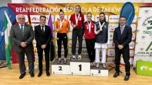 podio adriana cerezo