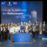 Alcobendas recuerda a las víctimas del Holocausto en un emotivo acto con 300 estudiantes y el testimonio de una superviviente