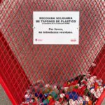 El Ayuntamiento de Sanse y la Fundación SEUR han recogido más de 2.300 kilos de tapones y tapas de plástico