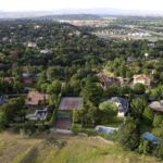 El Ayuntamiento de Sanse firma un convenio con el Canal de Isabel II para tener en el futuro la nueva red de abastecimiento de agua en Fuente del Fresno