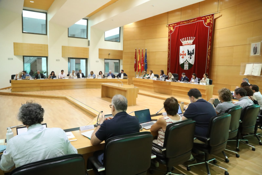 El Pleno de Alcobendas ha aprobado 15 nuevas rebajas fiscales en las Ordenanzas 2027 que ahorrarán 5,5 millones de euros para los vecinos 