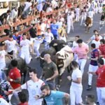 El séptimo encierro termina sin apenas incidencias y con grandes carreras