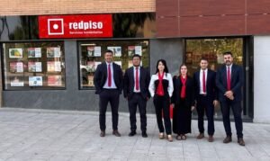 Redpiso inaugura una nueva oficina inmobiliaria en San Sebastián de los Reyes para ampliar su actividad en el norte de Madrid