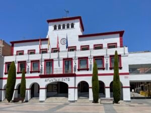 El Gobierno de Sanse reducirá en 2027 un 25% el impuesto de las plusvalías, pero no bajará el IBI