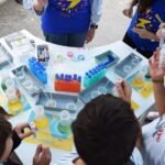 El Curiosity Cube de Merck regresa a Tres Cantos para fomentar la ciencia en escolares