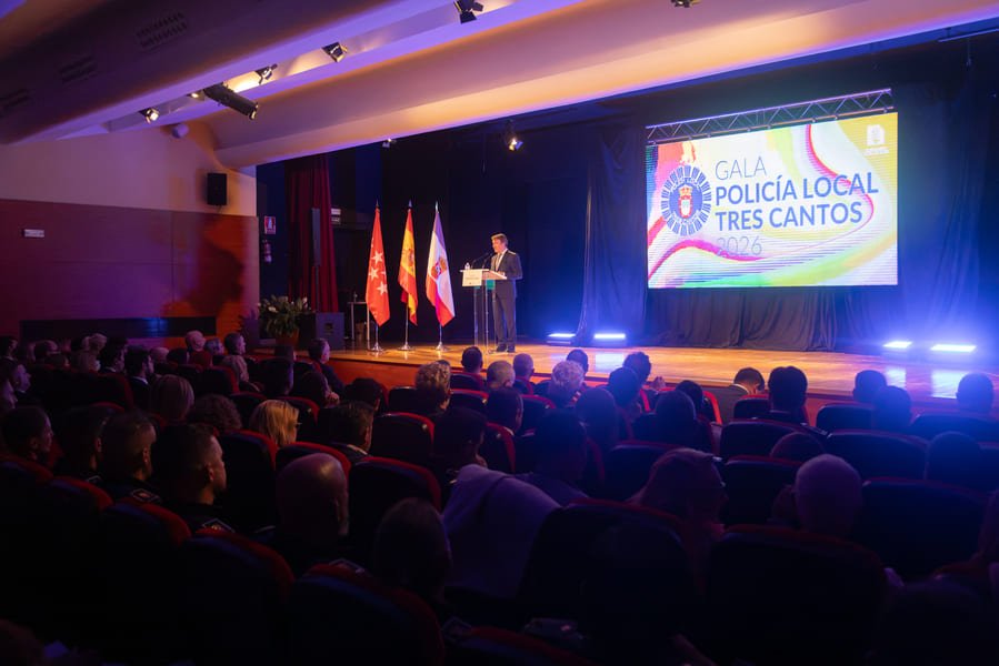 Gala anual de la Policía Local de Tres Cantos 2026 con entrega de distinciones.