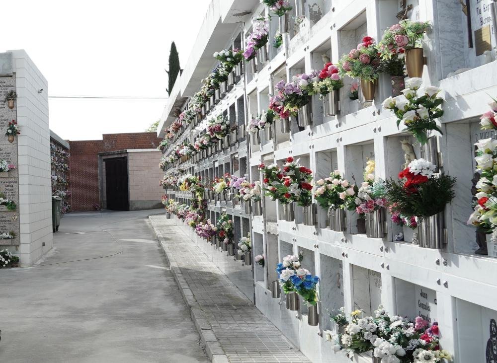 El cementerio municipal de San Sebastián de los Reyes amplia su horario y habilita un autobús circular con motivo del Día de Todos los Santos