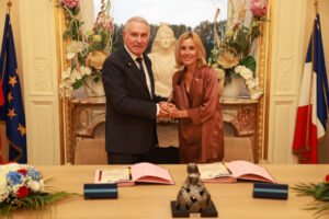 Alcobendas y Épinay-sur-Seine renuevan el acuerdo de hermanamiento tras 40 años de fraternidad
